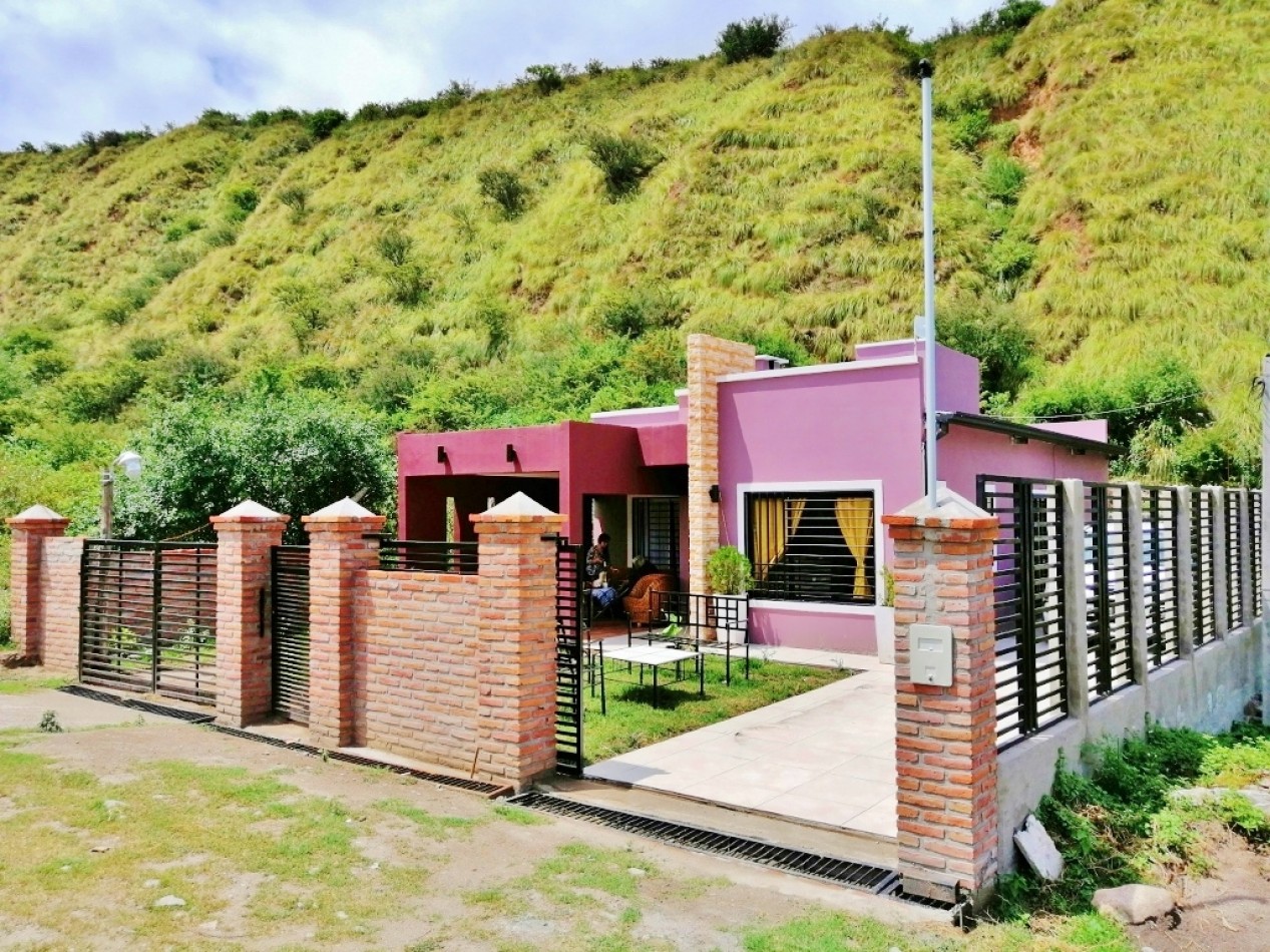 ALQUILER TEMPORARIO CASA Y CABAÑA - 7 PERSONAS.  LAS TACANAS - TAFI DEL VALLE