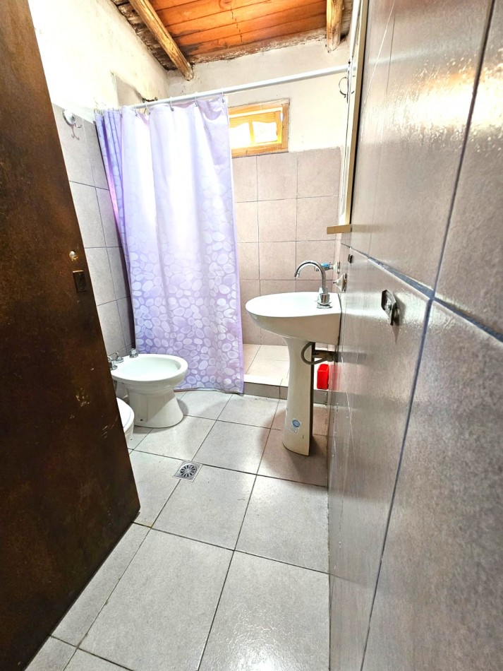 CASA EN VENTA 2D, 1BÑ GALERIA, ASADOR CENTRO DE TAFI DEL VALLE LOTE 787 M2