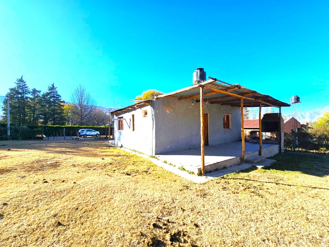 CASA EN VENTA 2D, 1BÑ GALERIA, ASADOR CENTRO DE TAFI DEL VALLE LOTE 787 M2
