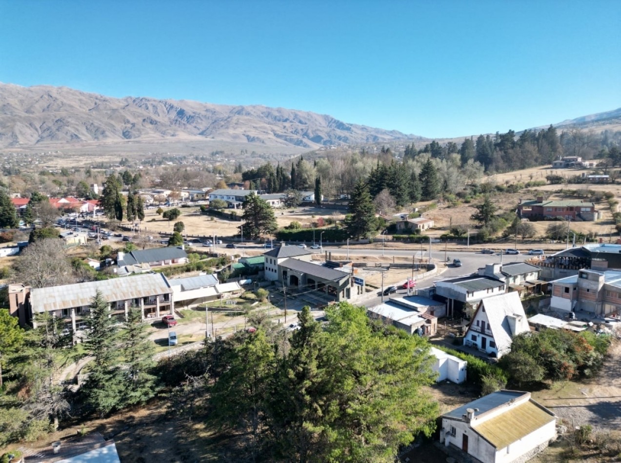 CASA EN VENTA 2D, 1BÑ GALERIA, ASADOR CENTRO DE TAFI DEL VALLE LOTE 787 M2