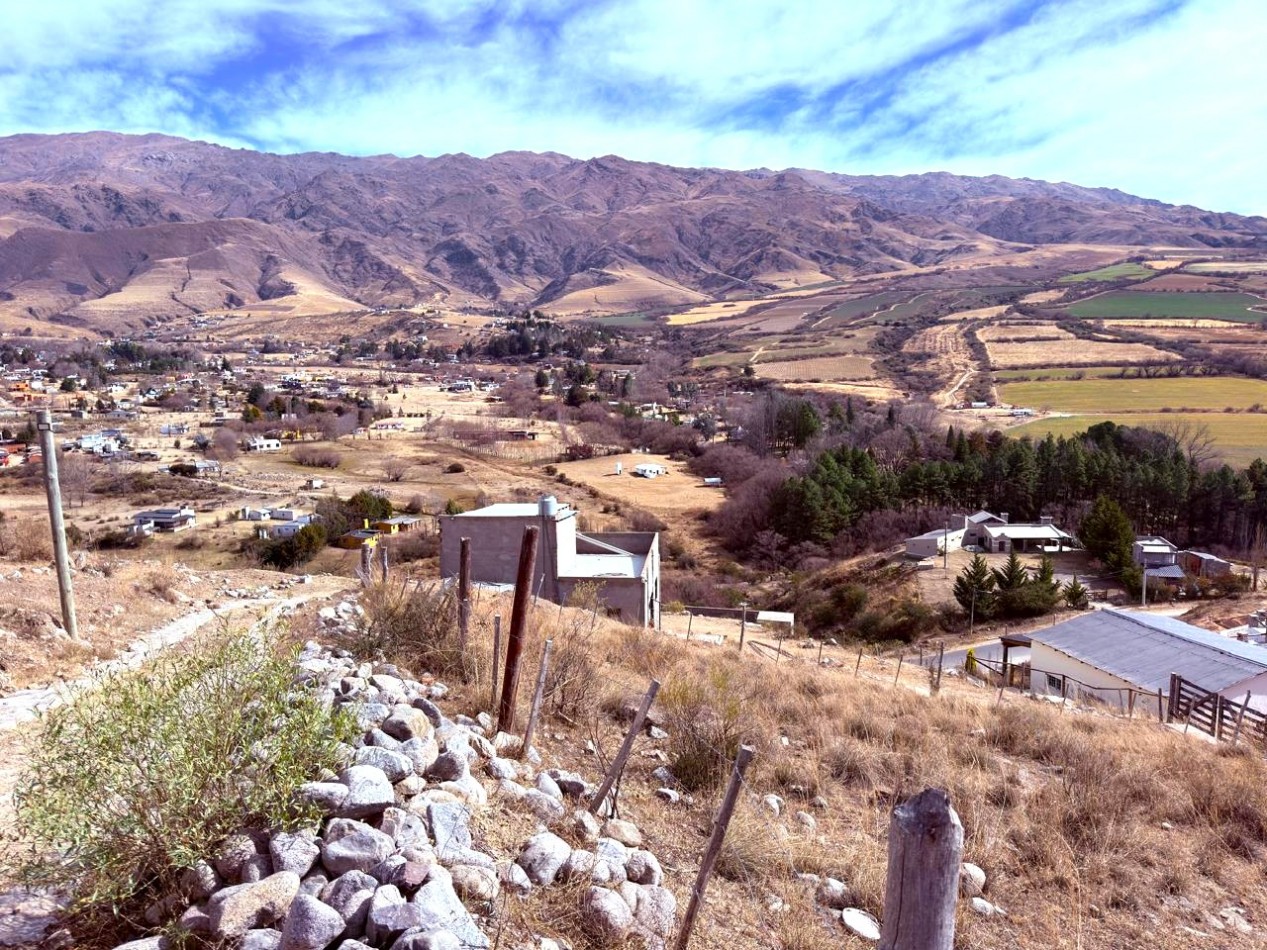 TERRENO EN VENTA 700 M2 TAFI DEL VALLE CERRO EL PELAO