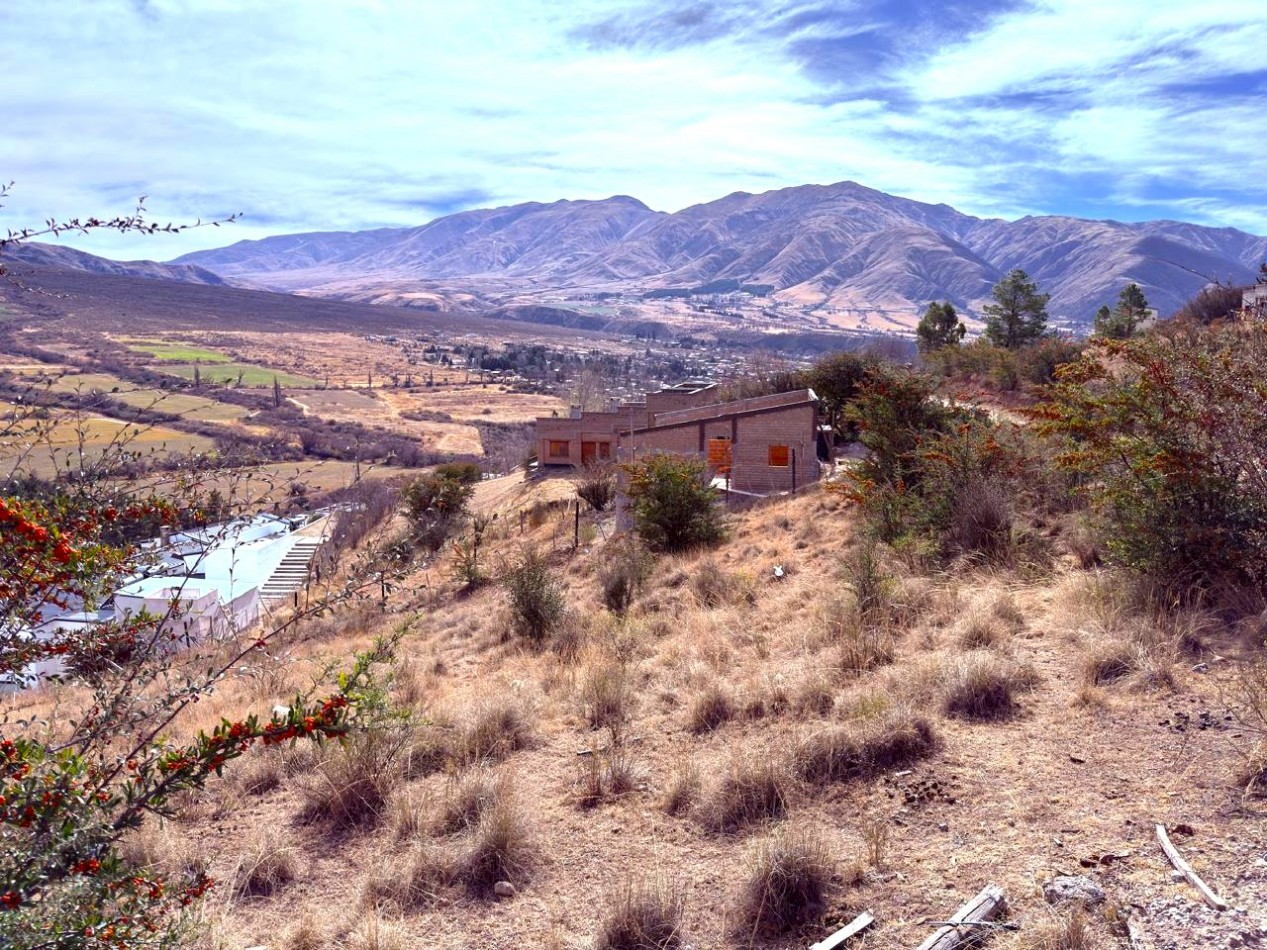 TERRENO EN VENTA 700 M2 TAFI DEL VALLE CERRO EL PELAO