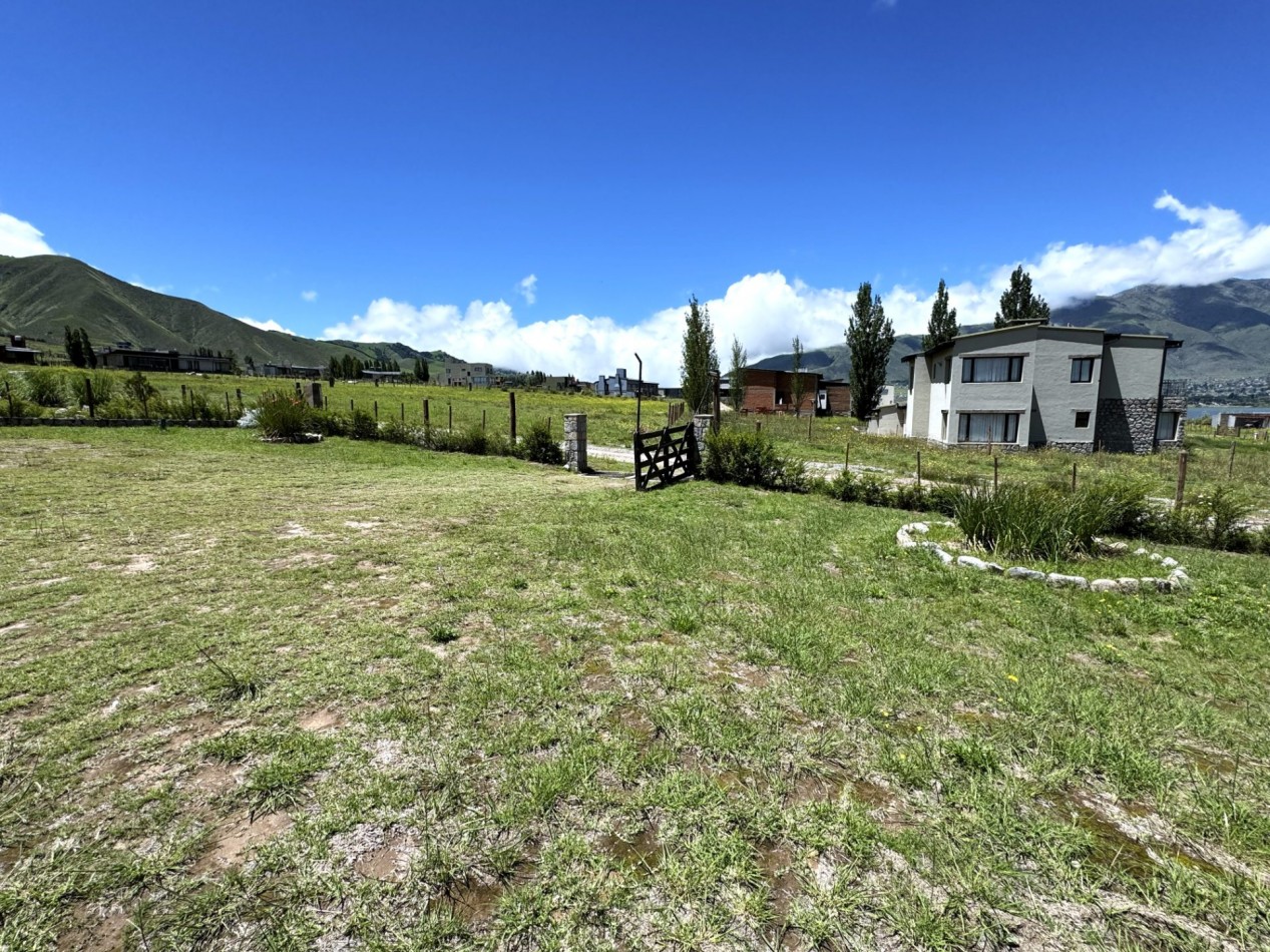 VENTA CASA 3D, 2Bñ, BARRIO PRIV. LAS NUBES, TAFI DEL VALLE
