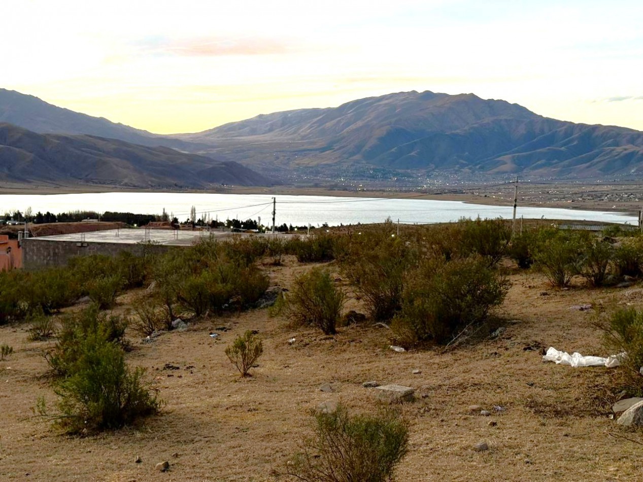 VENTA LOTE MIRADOR DEL VALLE 600M2 VISTA AL LAGO EL MOLLAR BARRIO CERRADO