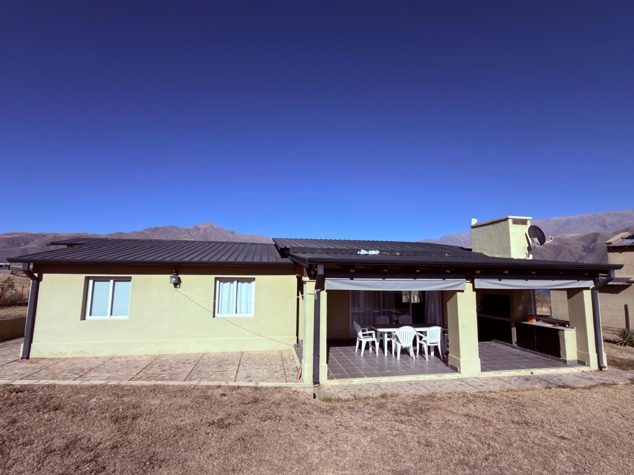 VENTA CASA 3D, 2Bñ, BARRIO PRIV. LAS NUBES, TAFI DEL VALLE