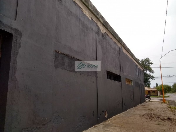 VENTA GALPON AGUILARES 400M2