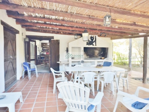 VENTA IMPORTANTE CASA 5 D, TERRENO 1 Ha EL CHURQUI TAFI DEL VALLE