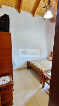 VENTA CASA 3 D, QUINCHO CERRADO, COCHERAS - TAFI DEL VALLE - EL ALTO